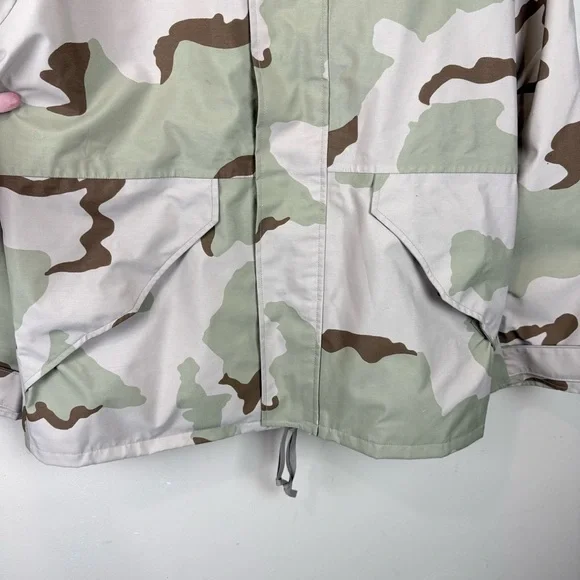 US Military ECWCS Gore-Tex Desert Camo Cold Weather Parka Medium Long